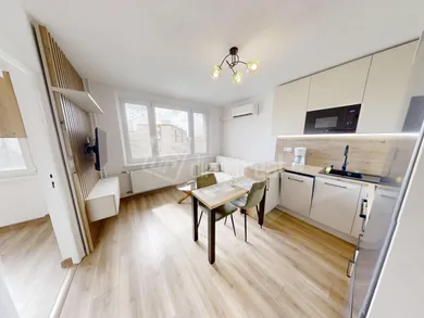 Na prenájom 1-izbový byt, 38 m², Lučenec, Ulica osloboditeľov