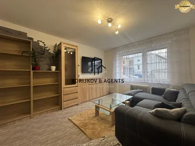 Kiadó lakások, 2-szobás, Humenné · €540