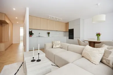 Mieszkania na sprzedaż, 4-pokojowe, Košice-Západ · €279 990