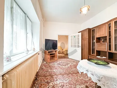 Na predaj 2-izbový dom, 80 m², Nesvady