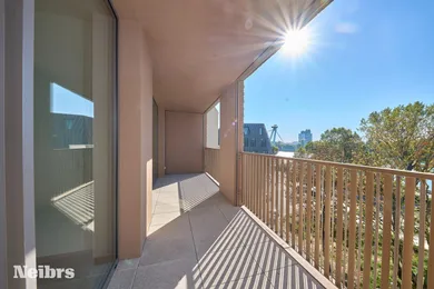 Byty na prenájom 4-izbový, Bratislava-Staré Mesto · €2 200