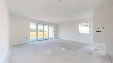 Na predaj 3-izbový byt, 86 m², Veľký Meder