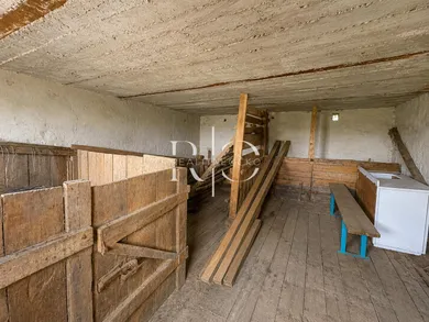 Na predaj 2-izbový dom, 150 m², Detva, -
