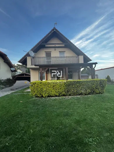Domy na predaj 4-izbový, Dunajská Lužná · €378 900