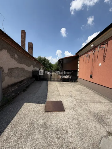 Na predaj komerčné, 231 m², Veľký Meder
