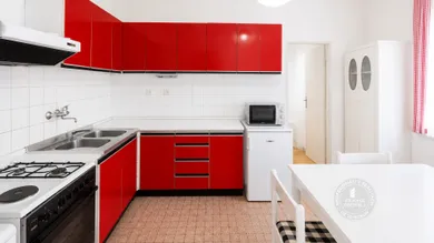 Na predaj 3-izbový byt, 88 m², Bratislava-Staré Mesto