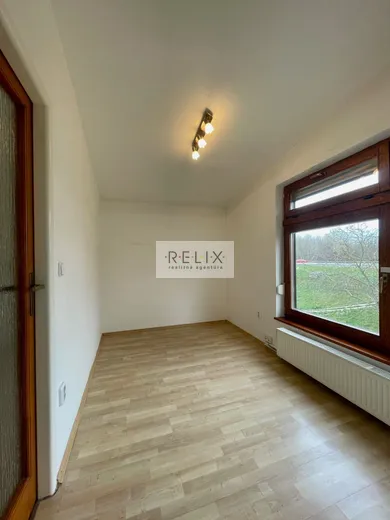 Na prenájom komerčné v Bratislava-Petržalka · €1 500 · Čiastočná rekonštrukcia
