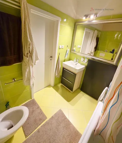 Na prenájom 1-izbový byt, 44 m², Bratislava-Staré Mesto