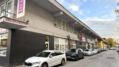 Na prenájom komerčné, 389 m², Košice-Západ, -