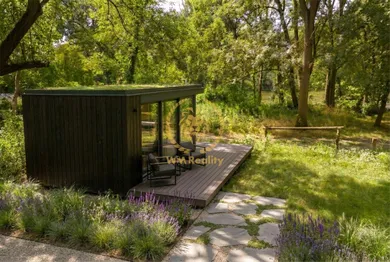 Na predaj pozemok, 536 m², Láb, -
