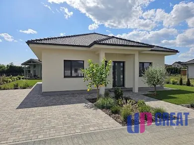 Domy na sprzedaż, Hviezdoslavov · €324 990