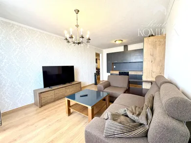 Mieszkania na sprzedaż, 3-pokojowe, Komárno · €125 000