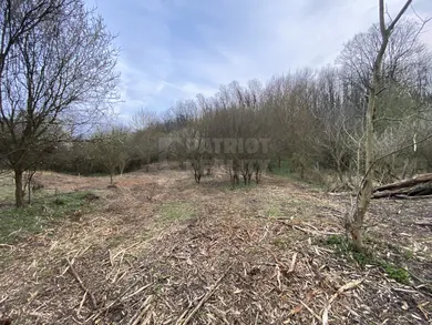 Na predaj pozemok, 236 m², Demandice