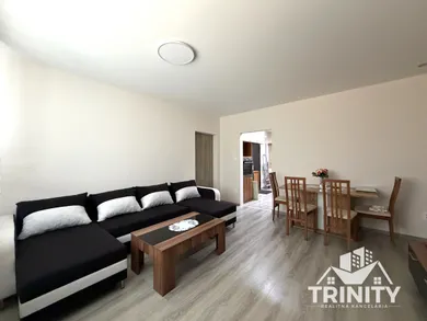 Na prenájom 3-izbový byt, 61 m², Nové Zámky