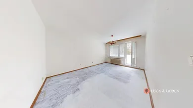 Na predaj 2-izbový byt, 61 m², Dubnica nad Váhom, Pod kaštieľom
