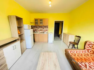 Na prenájom 1-izbový byt, 20 m², Šaľa, Okružná