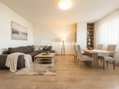 Eladó lakások, 3-szobás, Bratislava-Devínska Nová Ves · €245 900