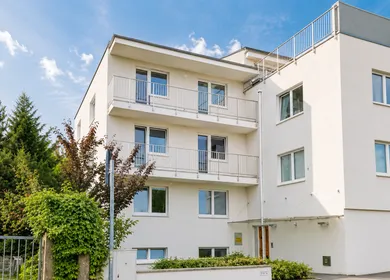 Lokale komercyjne na wynajem, Bratislava-Nové Mesto · €1390