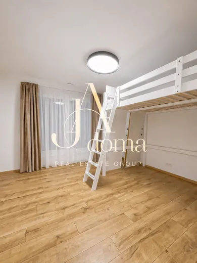 Na prenájom dom, 290 m², Bratislava-Záhorská Bystrica, Rošického