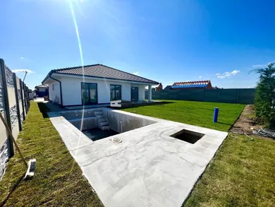 Na predaj dom v Hviezdoslavov · €329 000 · Novostavba