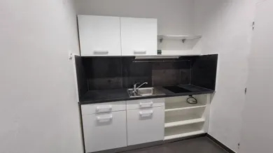 Na prenájom komerčné, 34 m², Pezinok, M. R. Štefánika
