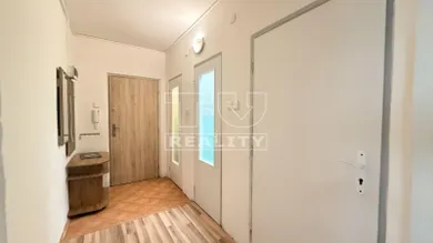 Квартиры на продажу, 2-комнатные, Martin · €126 000