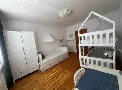 Na prenájom byt, 16 m², Bratislava-Nové Mesto, Vajnorská