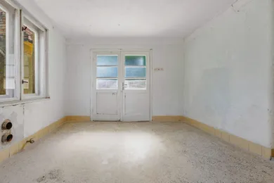 Na predaj 3-izbový dom, 105 m², Ružindol