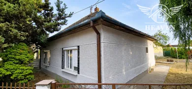 Na predaj dom, 88 m², Nesvady