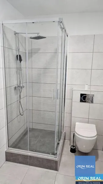 Na prenájom 1-izbový byt, 40 m², Pezinok, Muškátova