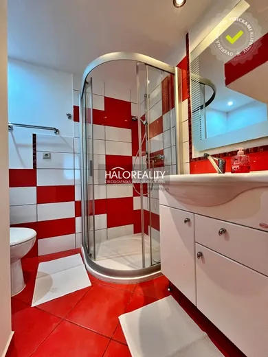 Na prenájom 1-izbový byt, 36 m², Levice, M. R. Štefánika