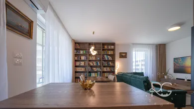 Na prenájom 4-izbový byt, 90 m², Bratislava-Lamač