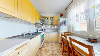 Na predaj 3-izbový byt, 72 m², Rimavská Sobota