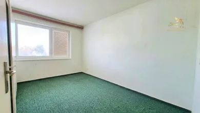 Na predaj 4-izbový byt, 82 m², Zemplínska Teplica, Obchodná