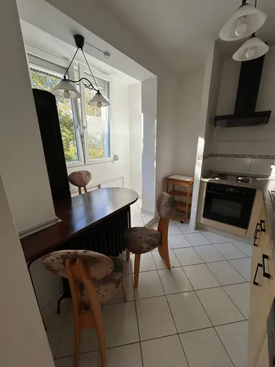 Na prenájom 1-izbový byt, 34 m², Bratislava-Petržalka, Farského