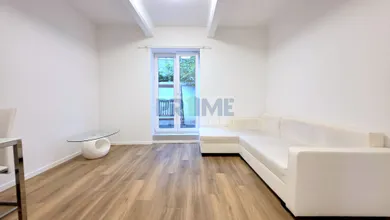 Na prenájom 2-izbový byt, 45 m², Bratislava-Staré Mesto, Grösslingova