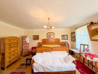 Na predaj 2-izbový dom, 76 m², Žarnovica