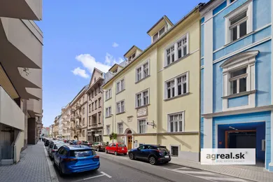 Obiekty na sprzedaż, Bratislava-Staré Mesto · €2 900 000