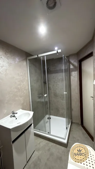 Na prenájom 2-izbový byt, 45 m², Sereď, Námestie Slobody
