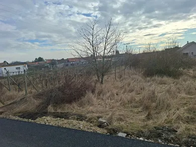 Na predaj pozemok, 629 m², Dubová, Záhradná
