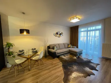 Na prenájom 2-izbový byt, 53 m², Košice-Staré Mesto