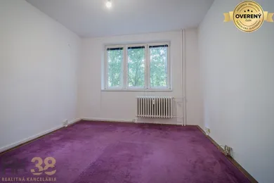 Na predaj 4-izbový byt, 69 m², Poprad, Štúrova