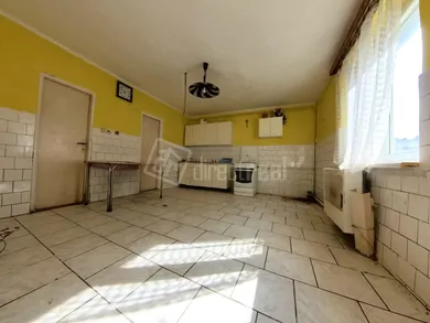 Na predaj dom v Vráble · €105 000 · Pôvodný stav