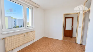 Na predaj 3-izbový byt, 74 m², Piešťany, Mateja Bela