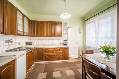 Na predaj 5-izbový dom, 180 m², Limbach, 1. mája