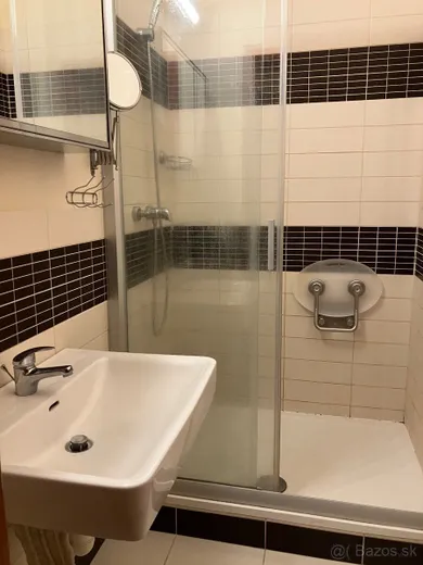 Na predaj 1-izbový byt, 24 m², Nitra, Novomeského