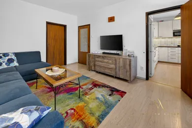 Na predaj 4-izbový byt, 78 m², Bratislava-Rača, Cígeľská