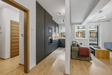 Na predaj 2-izbový byt, 57 m², Trnava, Trnava / Andreja Žarnova