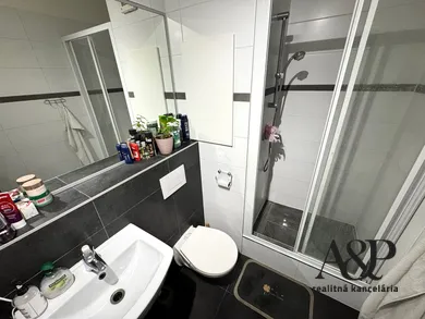 Na predaj 1-izbový byt, 37 m², Senica, J. Kráľa