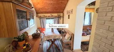 Na predaj 3-izbový rekreačný dom, 50 m², Láb, Jazerná ulica
